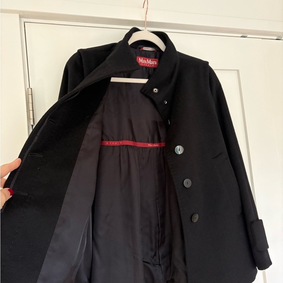 MaxMara Women's Black Pea Coat - Picture 12 of 15